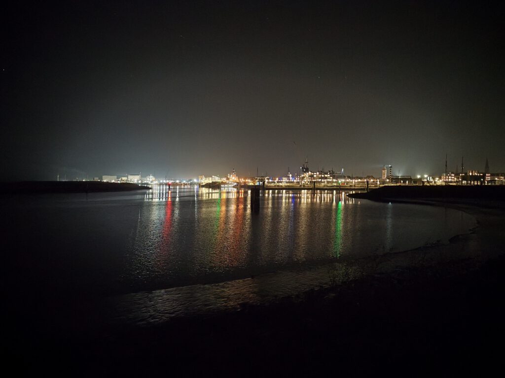 FMF-Harlingen-bij-nacht-gefotografeerd-vanaf-de-pier-1024x768.jpg