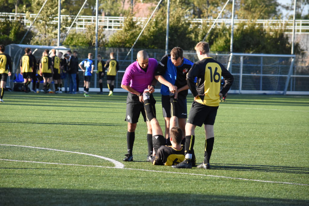 De-Week-van-de-Scheidsrechter-bij-fc-Harlingen-1024x683.jpg